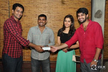 Oohalu Gusagusalaade Team Gift To Radio Mirchi Contest Winner